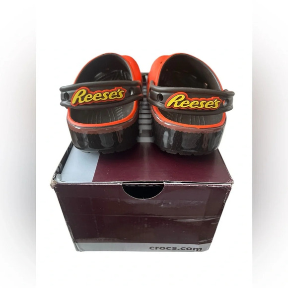 NWT Crocs Classic Clogs Kids Reese’s Candy J1 - Picture 7 of 9